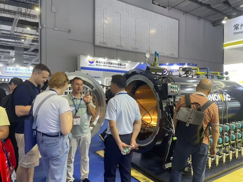 1758675840107886.jpg 2.jpg