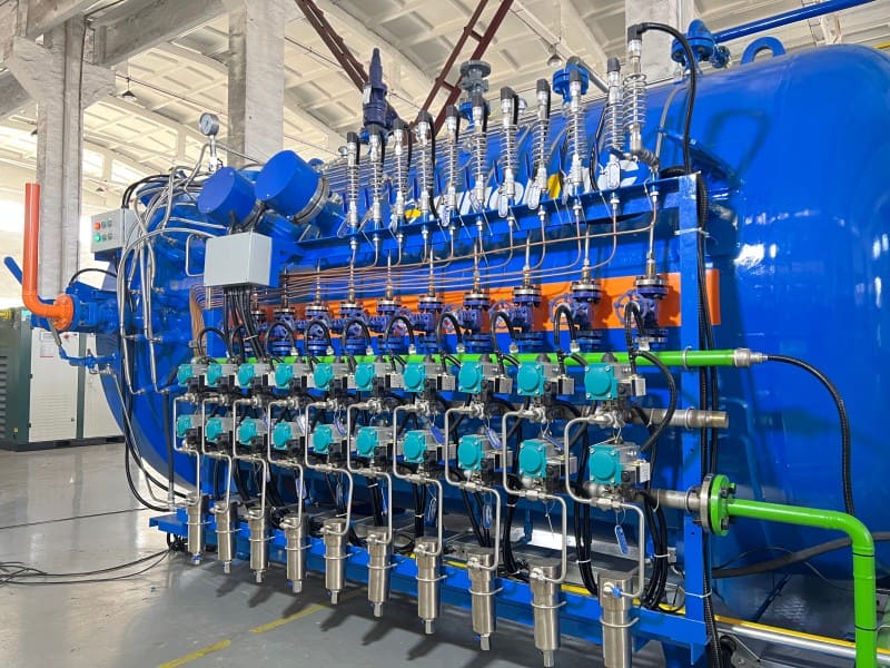 俄罗斯Kompozit JSC热压罐SN-CGF1320